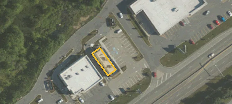 4482 Admiral Peary Hwy
