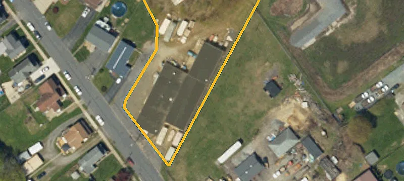 295 Owen St