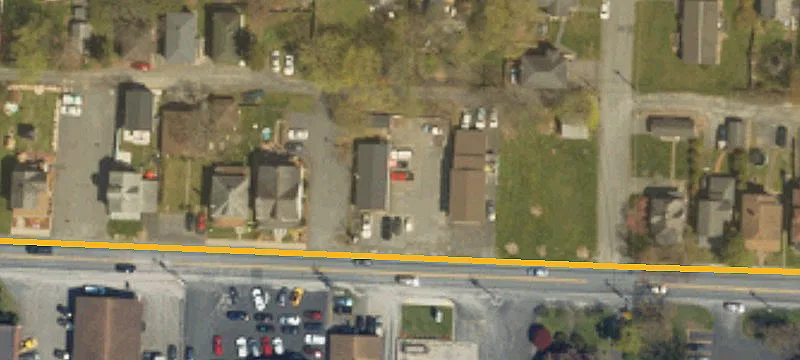 1718 Main St
