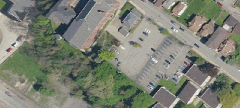 18 Holland Ave