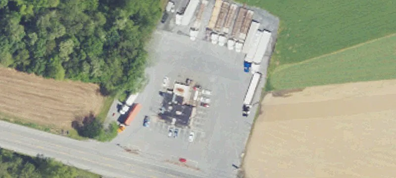 2575 Lincoln E Hwy