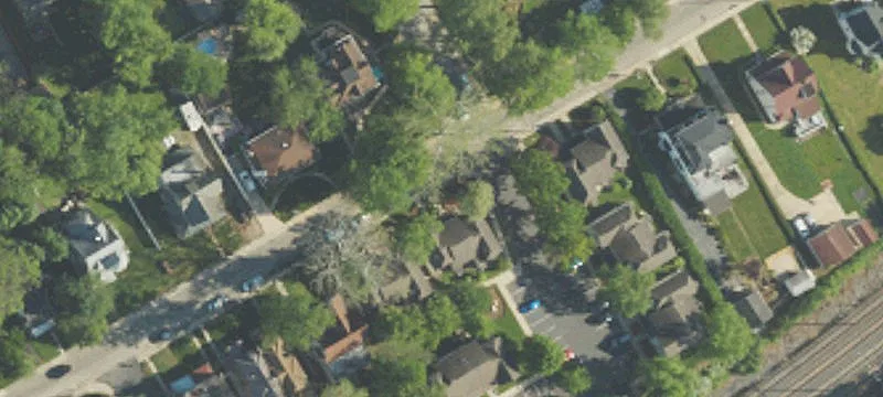 401 Sharon Ave