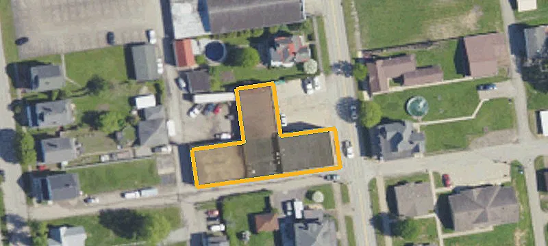 201 Main St