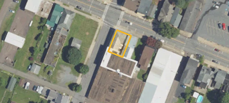202 Main St
