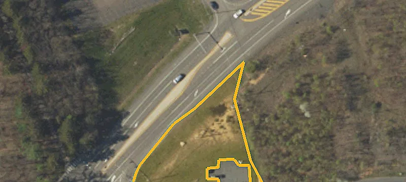 405 Laurel Mall