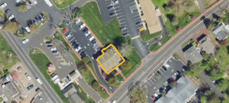 1113 General Washington Mem Blvd, Unit B
