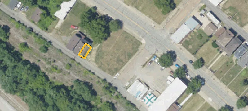 384 Midland Ave