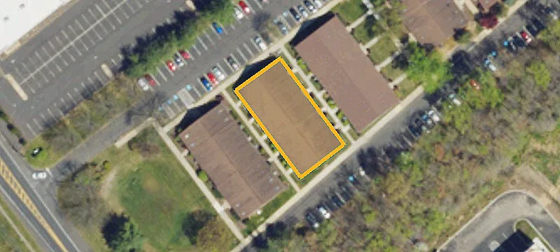 1609 Woodbourne Rd Ste 203a