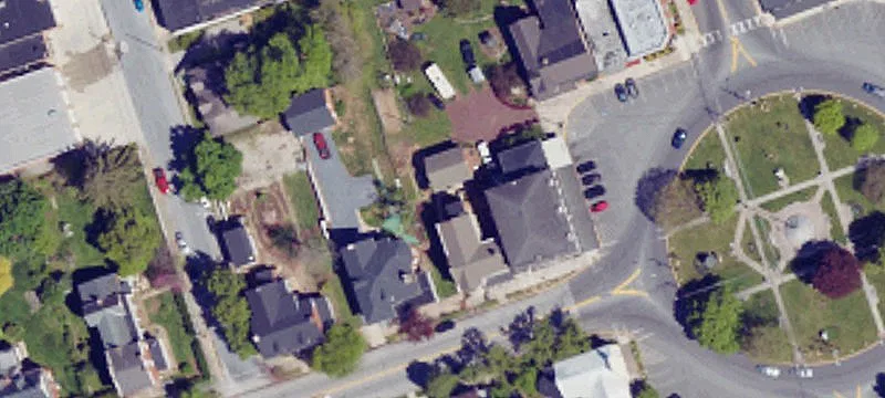 2 Lincoln W Way