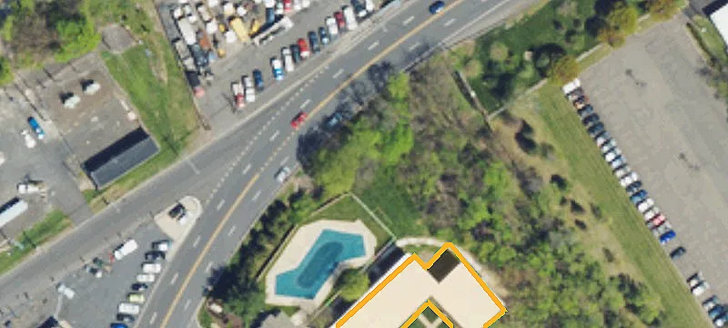 255 Lincoln Hwy