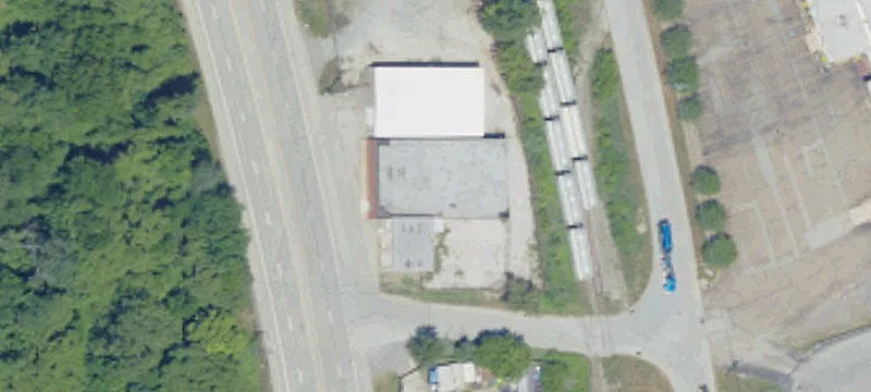 1102 Sampson St