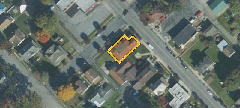403 Main St