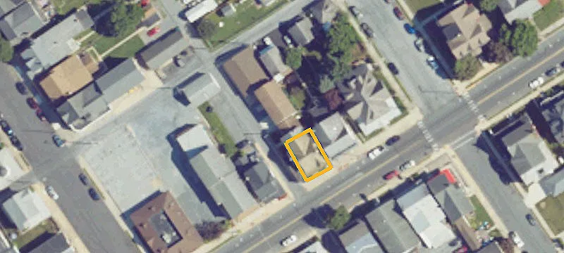 123 Main St