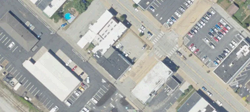 15 6th St