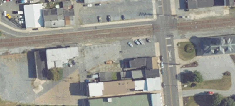 235 8th St
