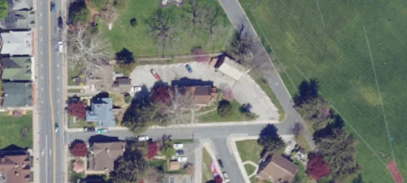 34 Locust Ave