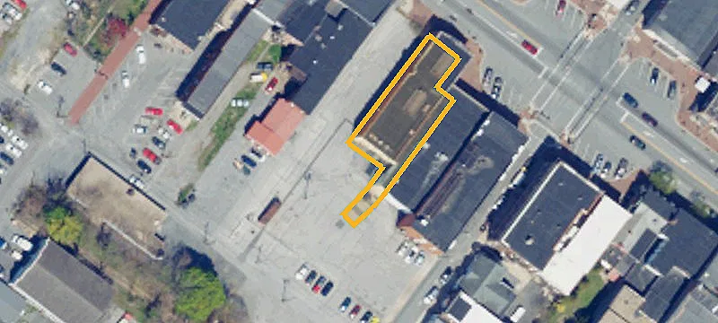 12 Main St