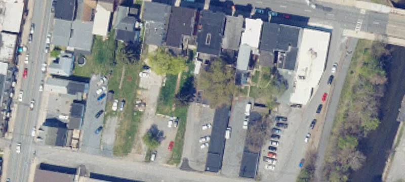 132 Lincoln W Way