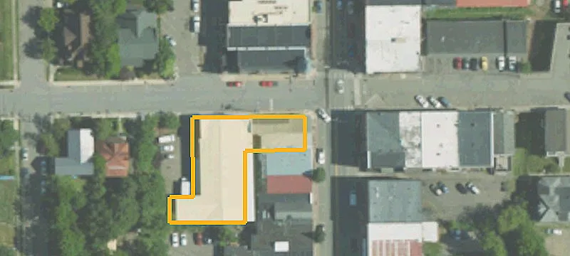 500 Main St