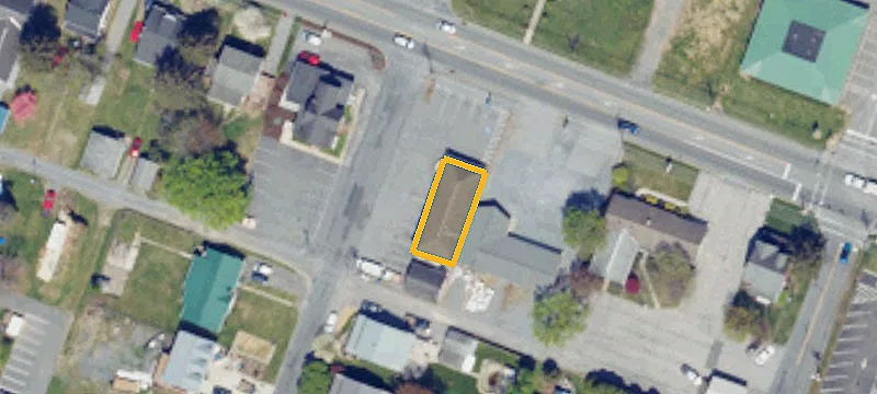 1800 Main St