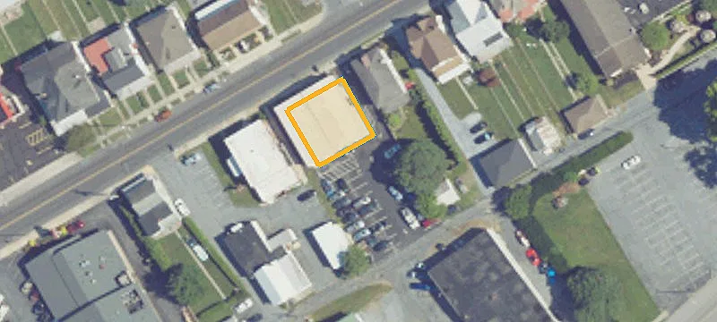 640 Main St