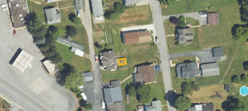 122 Nichols Ln