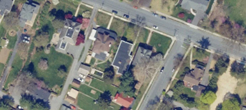 582 Montgomery Ave