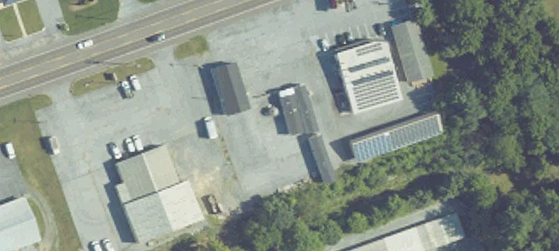 1328 Main St