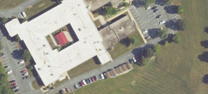 900 Tuck St