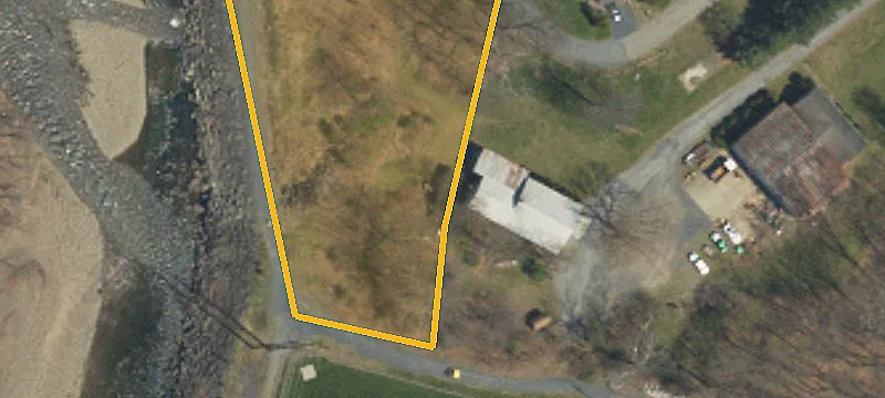 150 Georgellen Ave
