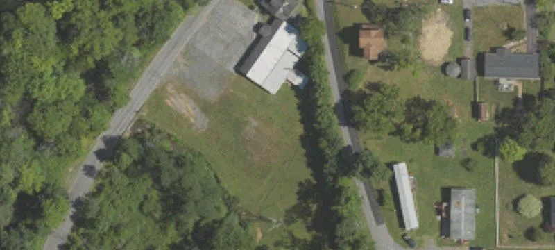 1627 Caldwell Ave