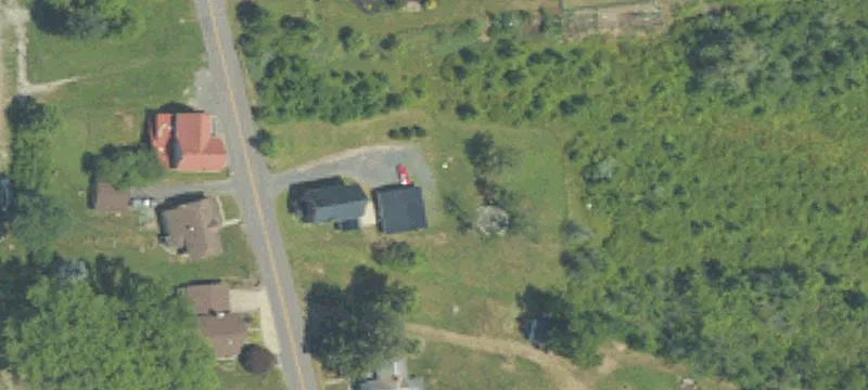 126 Middle Rd