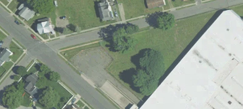 Willow St
