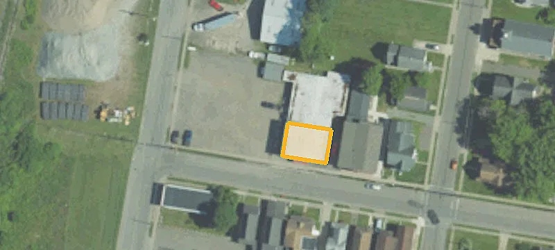 105 Lockhart St