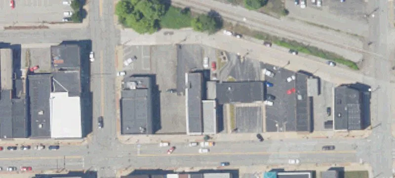 424 Lawrence Ave