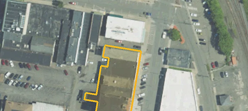 114 Desmond St