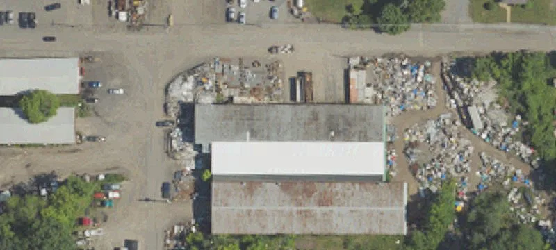 121 Pfeister Ave