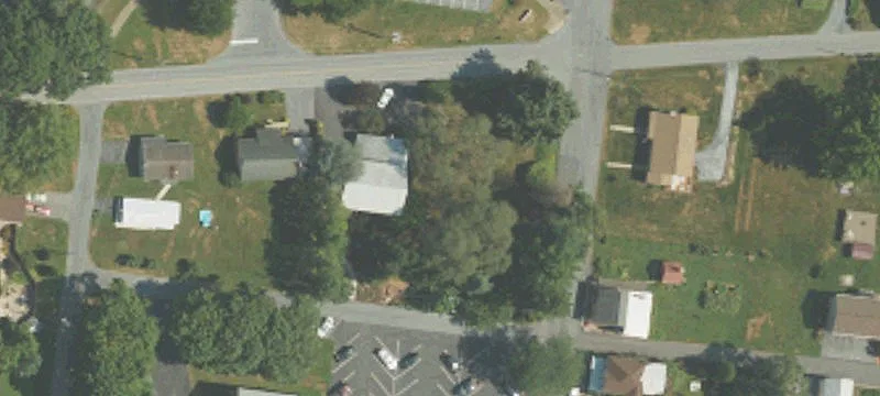 201 Carpenter St