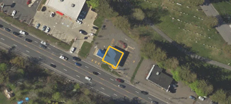 2325 Memorial Hwy