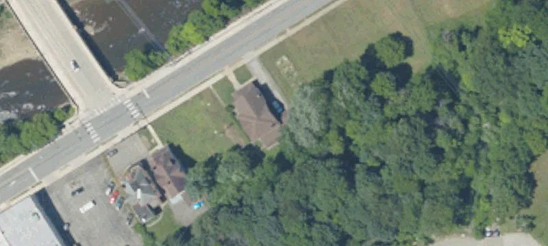 442 Croton Ave