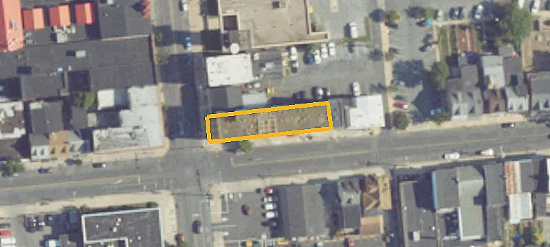 46 8th St