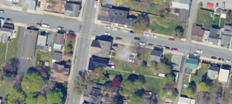 300 2nd St