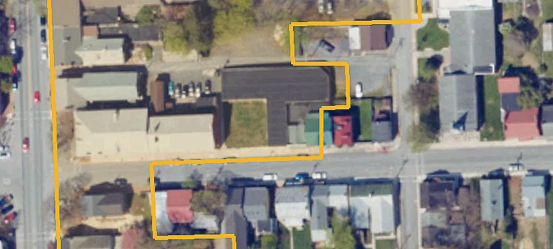 23 Seminary St
