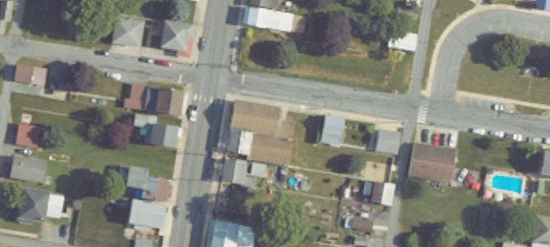 122 Ctr St