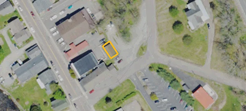 13 Maple St