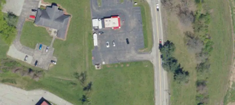 604 Ctr Ave