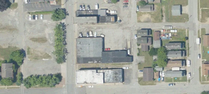 1025 Ml St