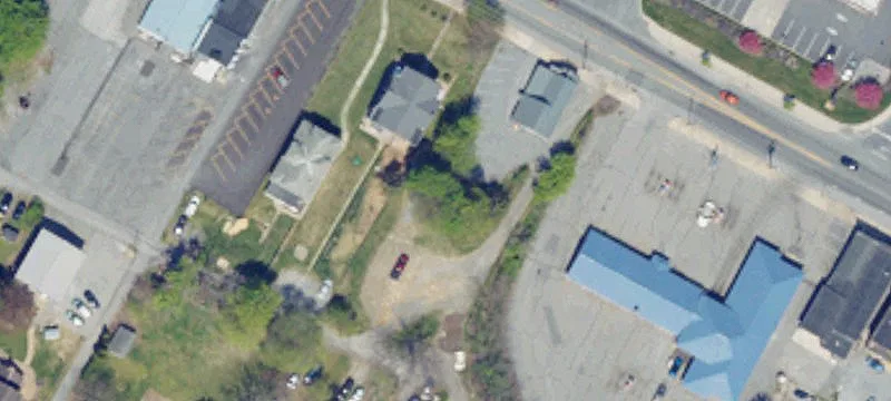 332 Main St