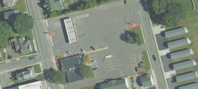 221 Main St