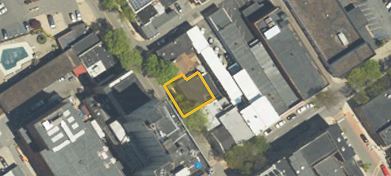 420 William St